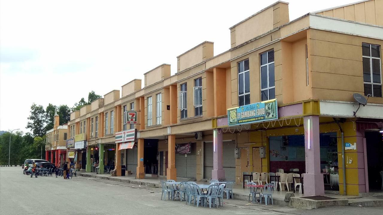 Gambang Homestay Banglomuslim クアンタン エクステリア 写真