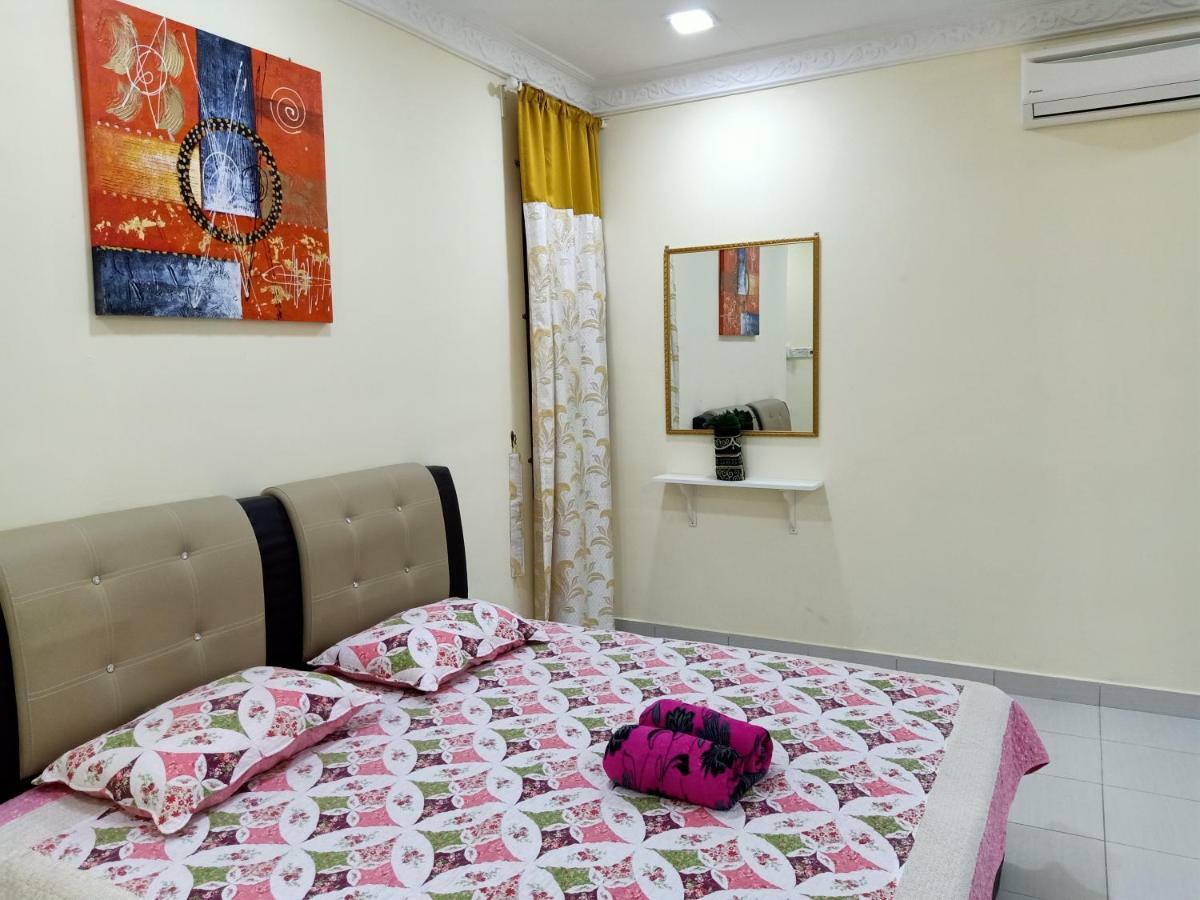 Gambang Homestay Banglomuslim クアンタン エクステリア 写真